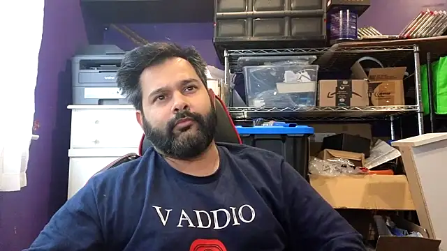 Snapshot of Sakhtlaundaz chatting on November 25, 2025, 3:01 pm Sakhtlaundaz online show from November 25, 2025, 3:01 pm