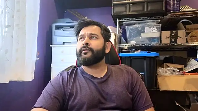 Snapshot of Sakhtlaundaz chatting on November 16, 2025, 5:50 pm Sakhtlaundaz online show from November 16, 2025, 5:50 pm