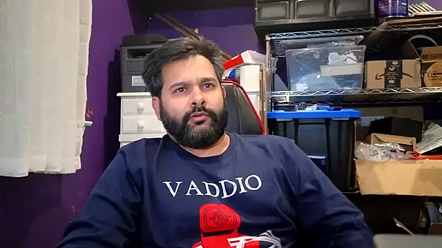 Snapshot of Sakhtlaundaz chatting on November 20, 2025, 10:31 pm Sakhtlaundaz online show from November 20, 2025, 10:31 pm