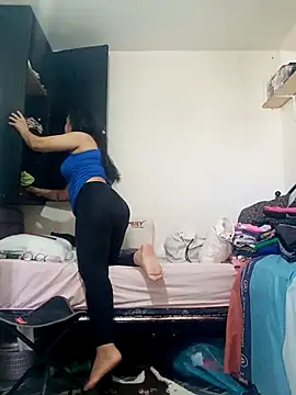 Snapshot of lolo890 chatting on October 24, 2025, 4:17 pm lolo890 online show from October 24, 2025, 4:17 pm