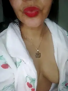 Snapshot of lolo890 chatting on December 15, 2025, 12:27 am lolo890 online show from December 15, 2025, 12:27 am