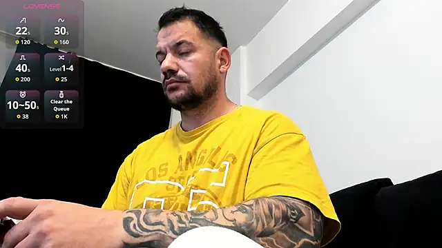 musclemonster31 online show from November 15, 2025, 10:30 am