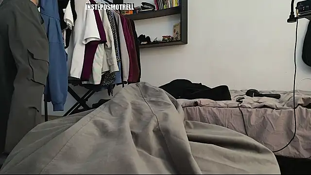 ETHAN MOORE online show from April 9, 2026, 9:26 am