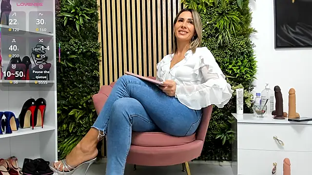 Snapshot of sweetcherry30 chatting on October 25, 2025, 5:39 am sweetcherry30 online show from October 25, 2025, 5:39 am