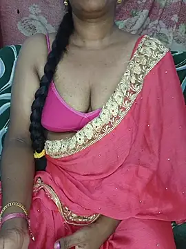Snapshot of Malluivaniya chatting on October 14, 2025, 6:30 pm Malluivaniya online show from October 14, 2025, 6:30 pm