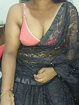 Snapshot of Malluivaniya chatting on November 27, 2025, 6:19 pm Malluivaniya online show from November 27, 2025, 6:19 pm