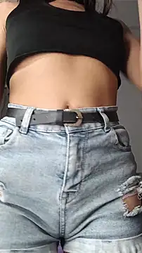 Snapshot of Miia_Petitte chatting on April 9, 2026, 10:16 pm Miia Petitte online show from April 9, 2026, 10:16 pm