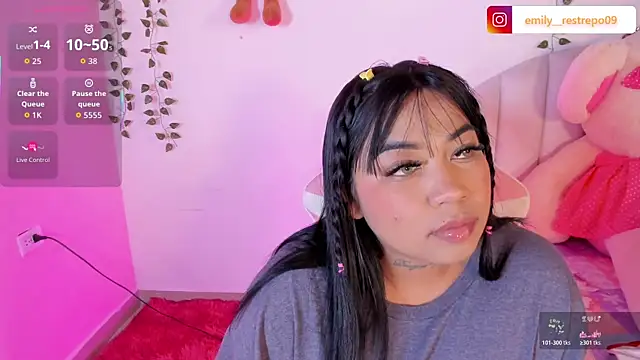 Emily restrepo online show from March 25, 2026, 5:18 am