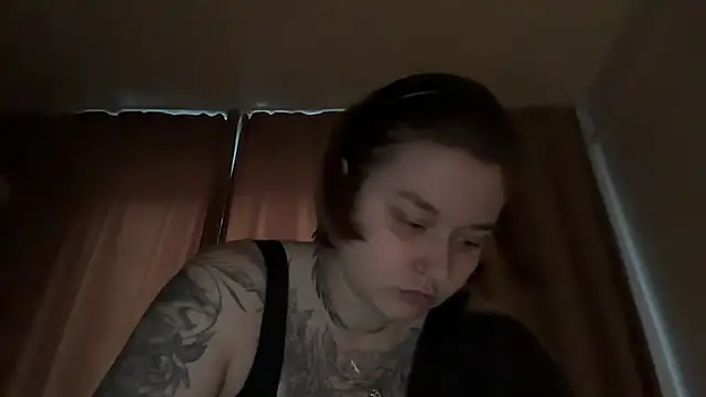 Isabel-Bailey online show from July 1, 2026, 9:37 pm