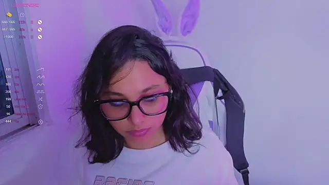 Snapshot of Cuteprincess21 chatting on November 7, 2025, 11:52 pm Cuteprincess21 online show from November 7, 2025, 11:52 pm