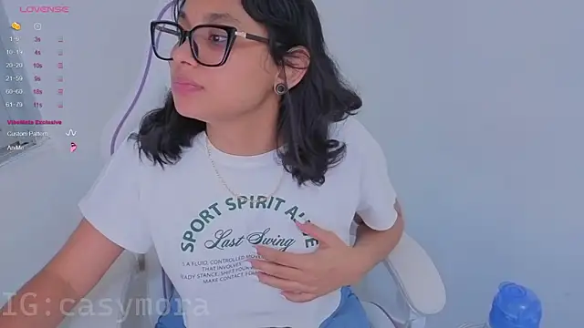 Snapshot of Cuteprincess21 chatting on November 26, 2025, 12:21 am Cuteprincess21 online show from November 26, 2025, 12:21 am