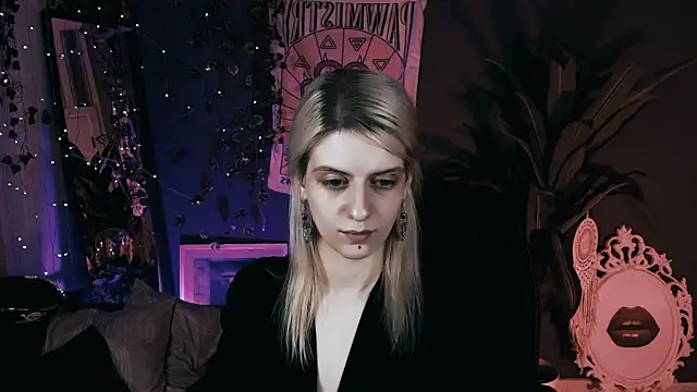 Noah ElmerX online show from December 4, 2025, 5:23 pm