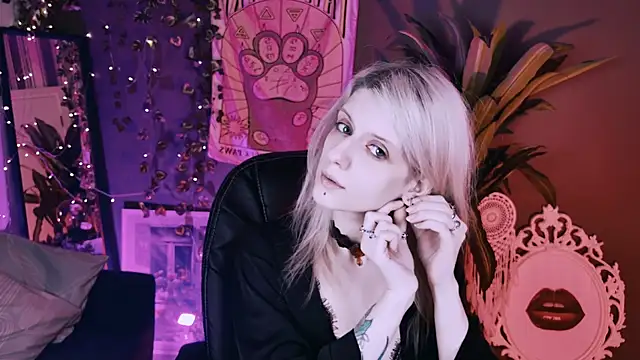 Noah ElmerX online show from March 25, 2026, 1:32 pm