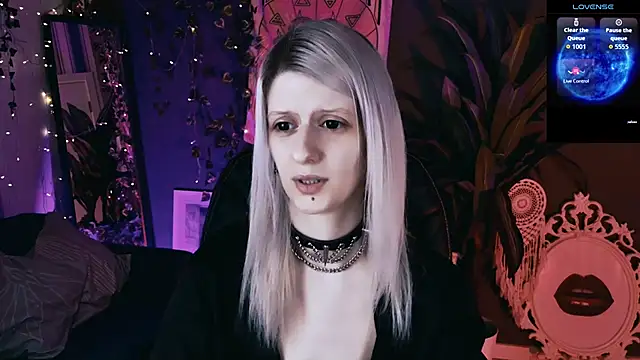 Noah ElmerX online show from April 15, 2026, 3:38 pm