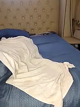 Snapshot of makaviwe chatting on February 28, 2025, 2:42 pm makaviwe online show from February 28, 2025, 2:42 pm