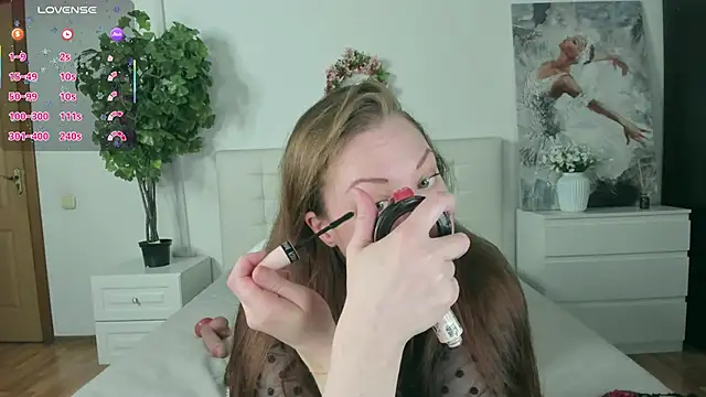 CutieGinger online show from May 22, 2026, 6:00 am
