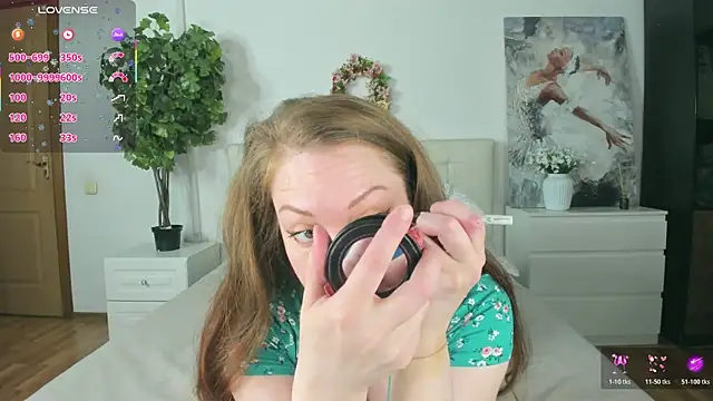 CutieGinger online show from May 29, 2026, 6:19 am