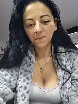 bruneta sexy23 online show from February 8, 2025, 4:25 am