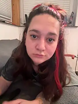 Tamy-Love online show from April 3, 2026, 8:37 pm