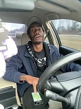 Snapshot of ITSONLYKENNY chatting on February 10, 2025, 1:44 pm ITSONLYKENNY online show from February 10, 2025, 1:44 pm