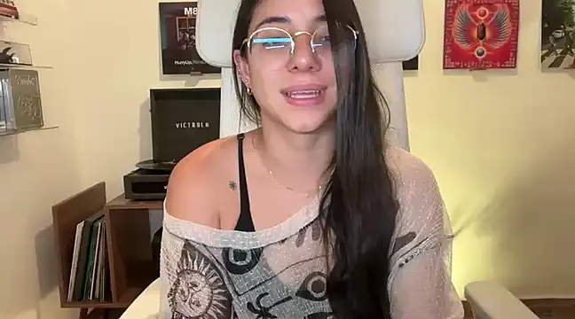 Snapshot of adriana__sosa_ chatting on January 10, 2025, 12:17 am adriana sosa online show from January 10, 2025, 12:17 am