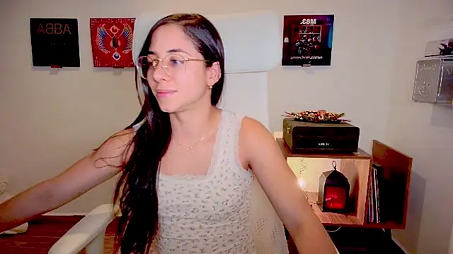 Snapshot of adriana__sosa_ chatting on December 7, 2024, 12:57 am adriana sosa online show from December 7, 2024, 12:57 am