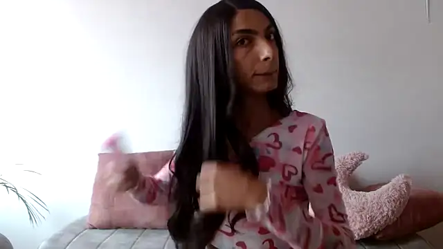 Katty fox69 online show from April 13, 2026, 1:04 pm