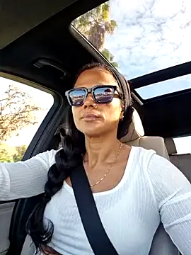 Snapshot of Allana_Squirt chatting on November 28, 2025, 12:16 pm Allana Squirt online show from November 28, 2025, 12:16 pm