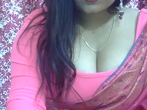 Snapshot of Lusty_Wife1 chatting on February 6, 2026, 7:54 pm Lusty Wife1 online show from February 6, 2026, 7:54 pm