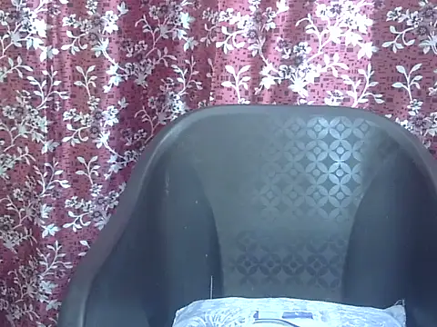 Snapshot of Lusty_Wife1 chatting on November 24, 2025, 6:08 pm Lusty Wife1 online show from November 24, 2025, 6:08 pm