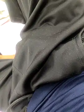 Horny boy321 online show from December 3, 2025, 9:31 am