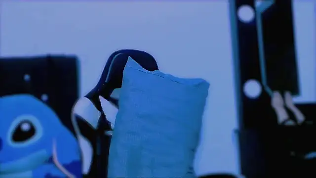 KathieBurning online show from September 29, 2025, 6:24 pm