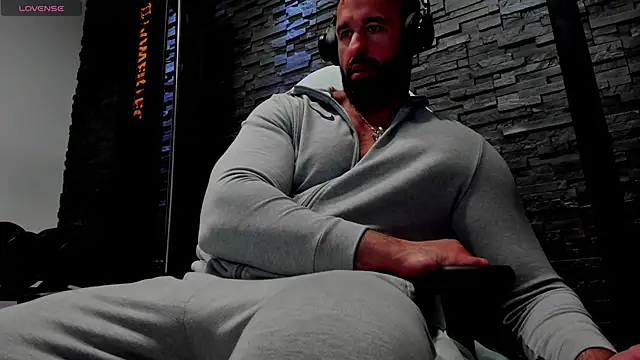 Snapshot of David_Big_Daddy chatting on April 20, 2026, 7:26 pm David Big Daddy online show from April 20, 2026, 7:26 pm