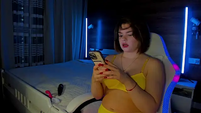 Elizabeth Hottie  online show from November 12, 2025, 11:52 pm