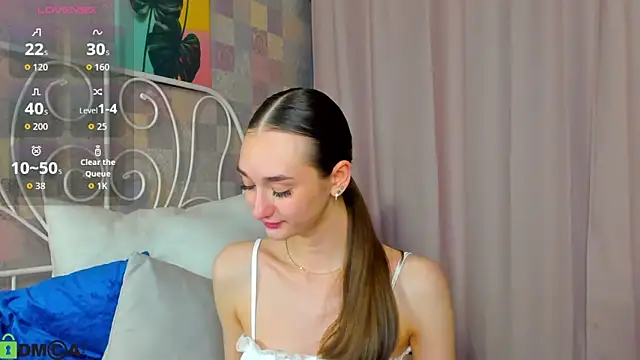 Kelly Powell online show from November 15, 2025, 2:26 am