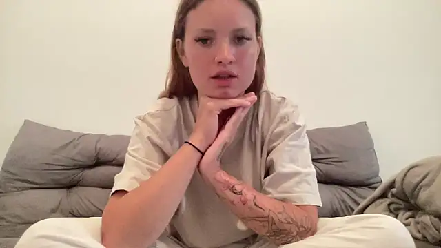 mariemelissah online show from May 23, 2026, 4:39 pm