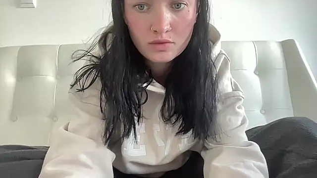 Snapshot of mariemelissah chatting on December 14, 2025, 8:31 am mariemelissah online show from December 14, 2025, 8:31 am