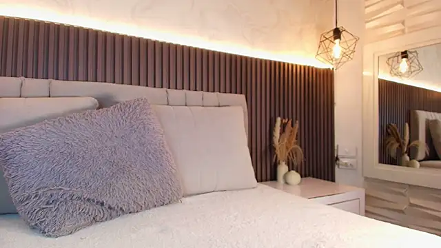 Snapshot of SHANONCLARK chatting on January 9, 2026, 7:21 pm SHANONCLARK online show from January 9, 2026, 7:21 pm