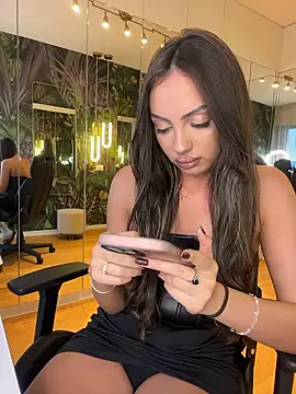 MileySin1111 online show from January 7, 2026, 1:27 pm