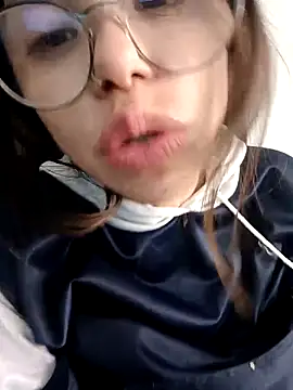 Snapshot of valentina_swallow chatting on September 26, 2025, 8:27 pm valentina swallow online show from September 26, 2025, 8:27 pm