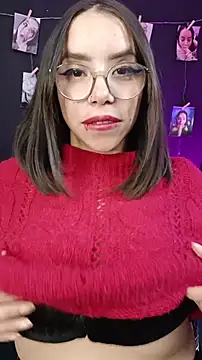 Snapshot of valentina_swallow chatting on November 20, 2025, 1:50 am valentina swallow online show from November 20, 2025, 1:50 am