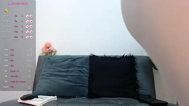 Snapshot of marthina_thompsson chatting on January 31, 2025, 3:44 pm marthina thompsson online show from January 31, 2025, 3:44 pm