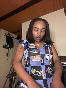 Snapshot of bhritany_brow chatting on March 9, 2025, 12:21 am bhritany brow online show from March 9, 2025, 12:21 am