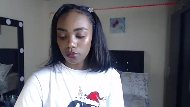 Snapshot of bhritany_brow chatting on March 6, 2025, 12:32 am bhritany brow online show from March 6, 2025, 12:32 am