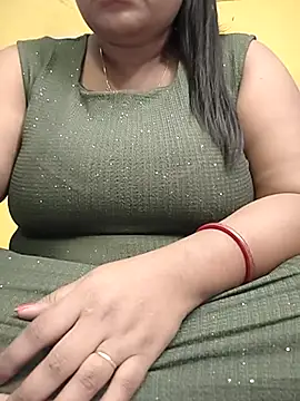 flamingoss online show from November 27, 2025, 7:14 pm