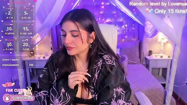 Snapshot of Ellie_Jhonson__ chatting on February 23, 2025, 2:46 pm Ellie Jhonson   online show from February 23, 2025, 2:46 pm