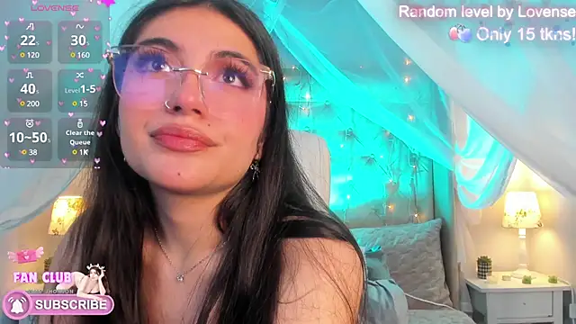 Snapshot of Ellie_Jhonson__ chatting on February 23, 2025, 8:39 am Ellie Jhonson   online show from February 23, 2025, 8:39 am