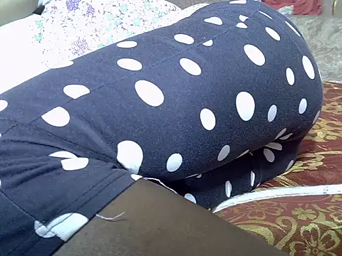 AurelAda online show from April 24, 2026, 10:39 am