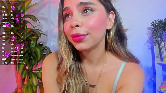crisbell lopez online show from May 15, 2026, 2:09 am
