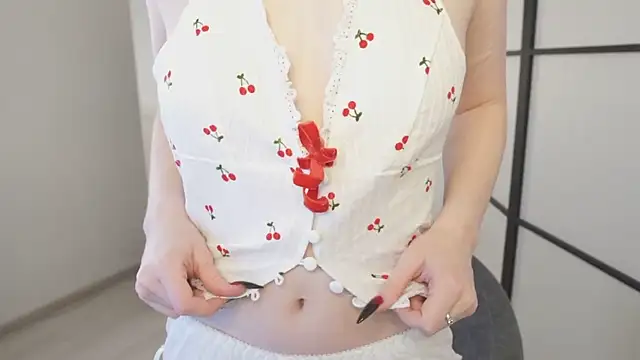 Snapshot of FiaMoor chatting on November 20, 2025, 11:55 am FiaMoor online show from November 20, 2025, 11:55 am